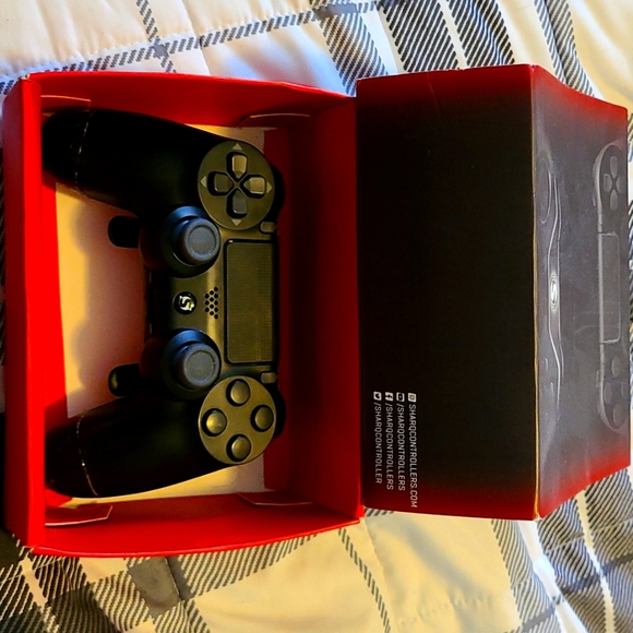 Sharq Custom Scuff Controller - Picture 1 of 2